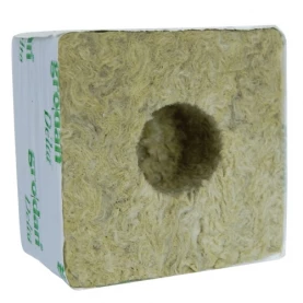 Grodan sadbovacia kocka 10x10x6,5 cm s veľkou dierou - sadbovacie médium
