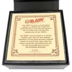 Krištáľový popolník RAW Glass