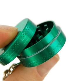 Grinder Drvička prívesok - zelená