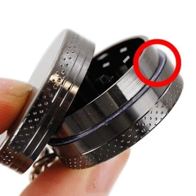 Grinder Drvička prívesok - sivá