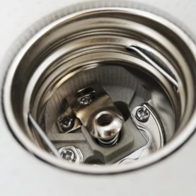 Keramická objímka na sodíkové lampy