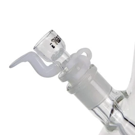 Sklenené bongo Spike 41 cm White - detail kotla pripevneného o downpipe pomocou spony a vloženého do bonga