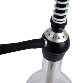 Vodná fajka Kaya Elox Twist Glow 2 - detail základne s ventilačnými otvormi