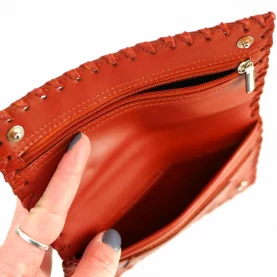 Tabatierka / puzdro na tabak Vážka koža -  detail priečinku