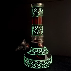 Sklenené bongo Red hand made 16,5cm svieti v tme