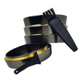 Lopatka a kefka na drvičku (grinder)