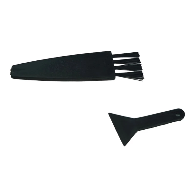 Lopatka a kefka na drvičku (grinder)