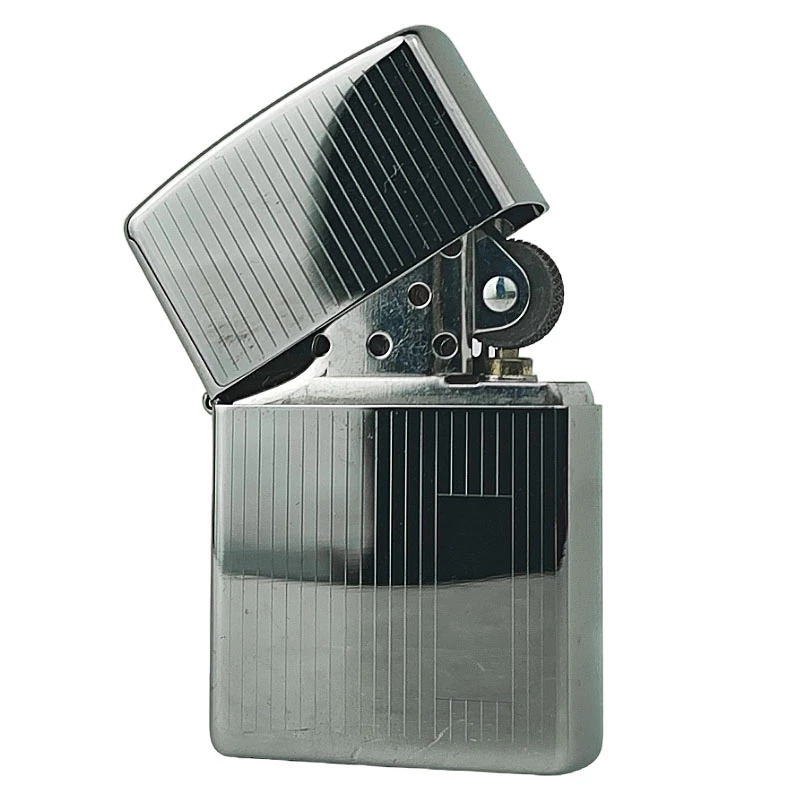 Zapalovač Zippo - Panel