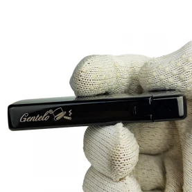 Zapalovač plazmový USB Čierny Gentelo v ruke
