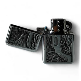 Benzínový zapaľovač s motívom Revolver