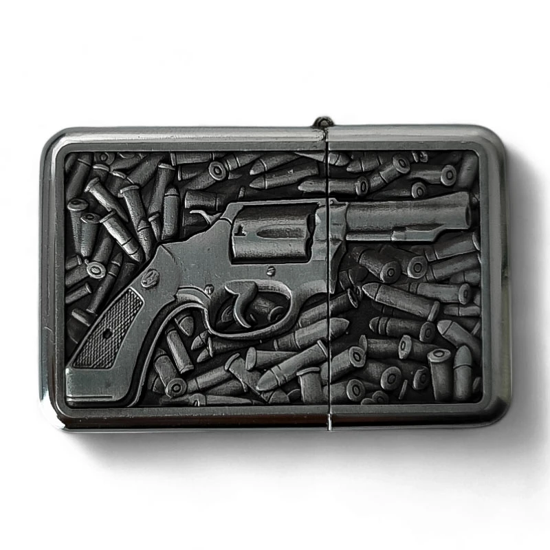 Benzínový zapaľovač s motívom Revolver