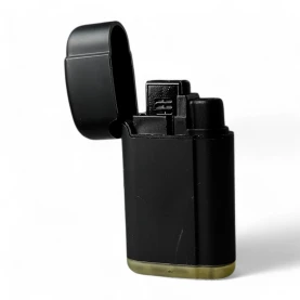 Zapalovač Black Twin Jet - s otvorenou krytkou