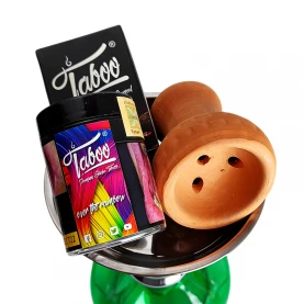 Vodná fajka Mia Set - Zelený - korunka a doplnky setu položené na tanieri vodnej fajky