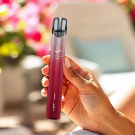 Elfbar 1000 / 20mg Cherry - v ruke