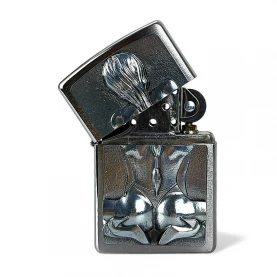 Zapaľovač Zippo Kneeling Girl - polootvorený
