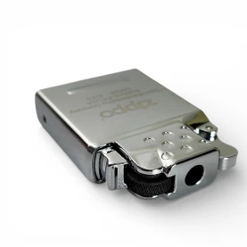 ZIPPO Insert plynový - pohľad od hlavičky