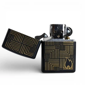 Zapalovač ZIPPO Reflection - otvorený