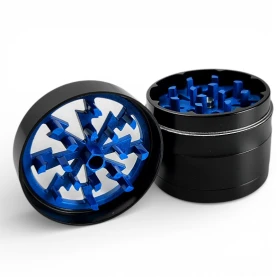 Grinder drvička Thor modrá - pohľad na zuby