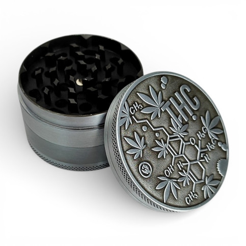 Grinder drvička 60mm/4 Silver THC Molecule - spredu