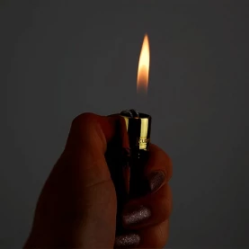 Zapaľovač Clipper Metal leaf Gold