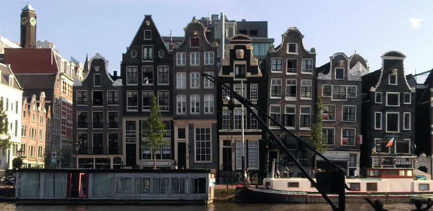 amsterdam ulica domy kanal